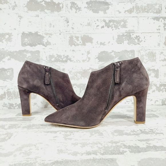 Elegant Brown Suede Women's Heels - Picture 4 of 13